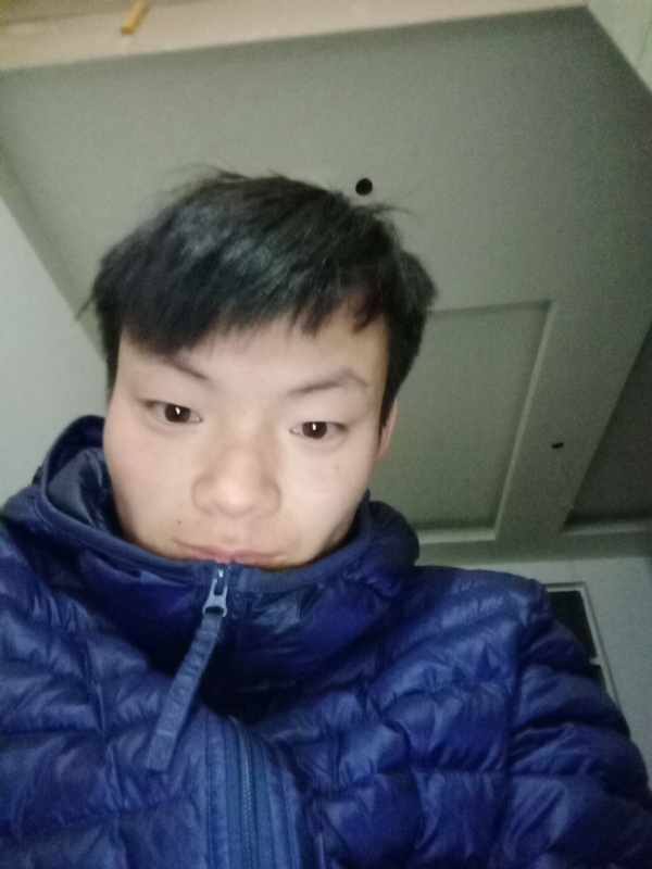 小懒猪的第一张照片--通海上门女婿服务网